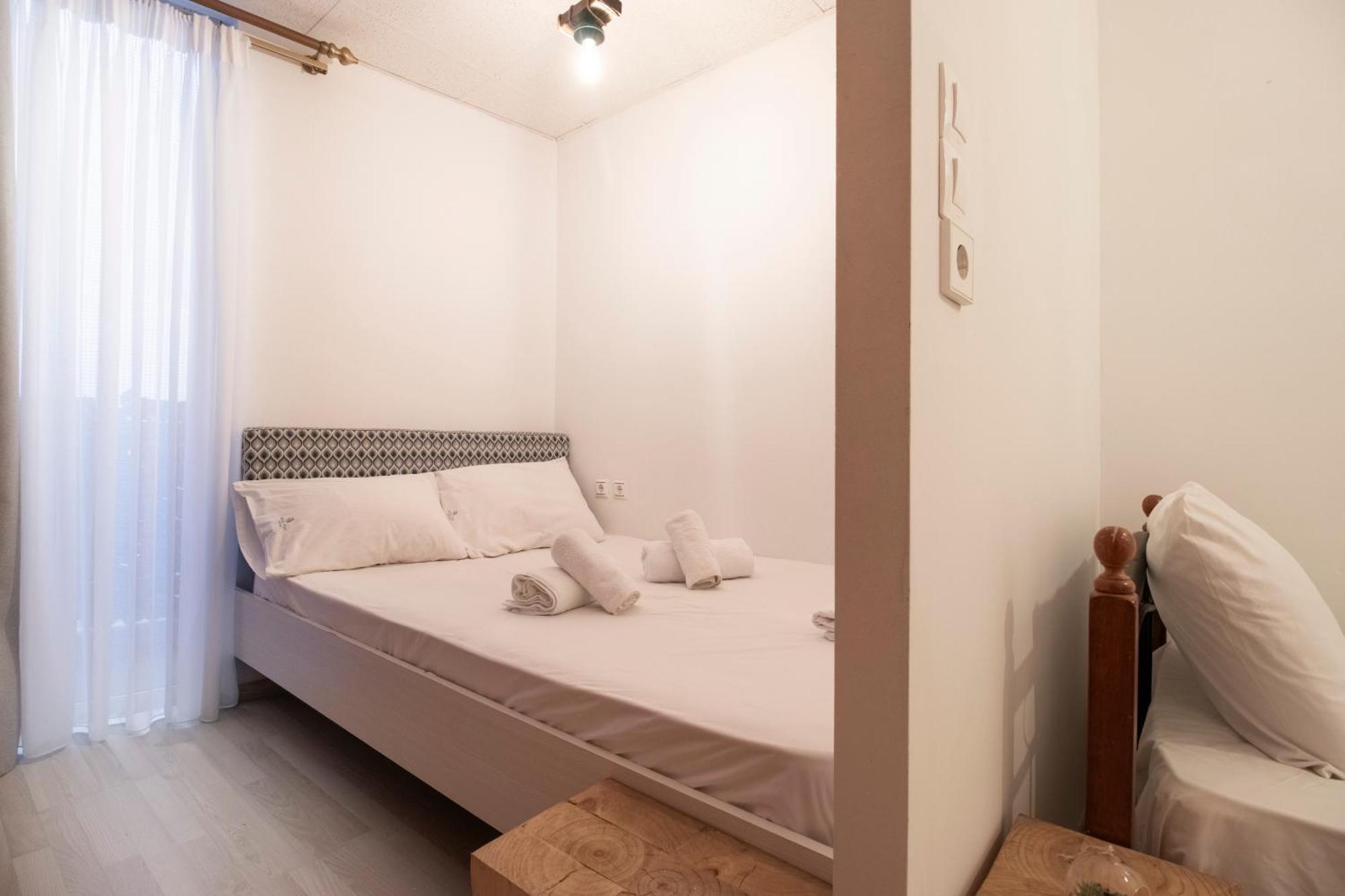 Modern City Apt In The Heart Of Heraklion Exterior photo